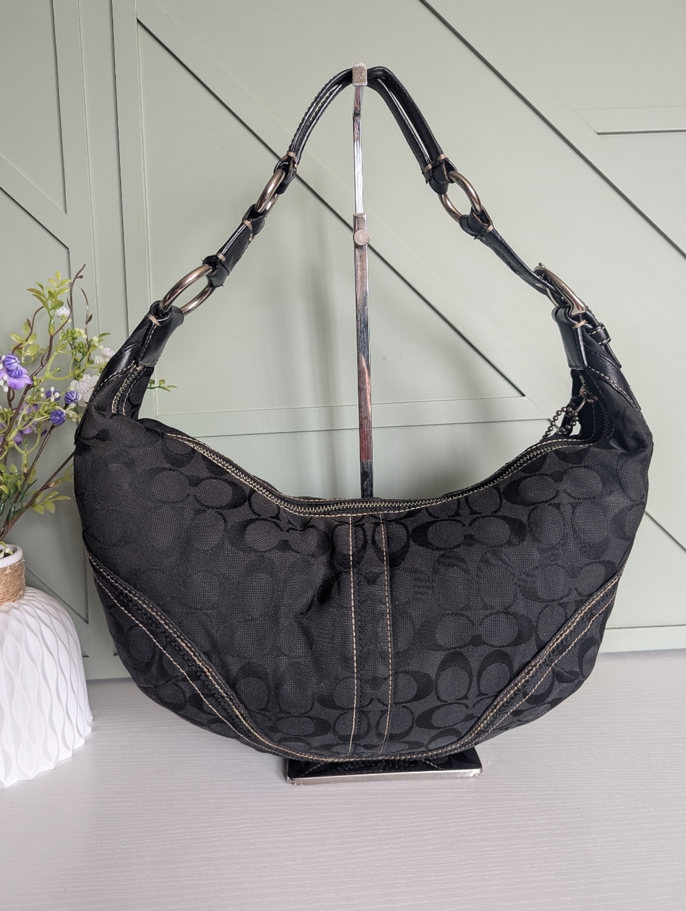 Vintage Coach Soho Signature Jacquard Hobo Bag - Picture 4 of 10